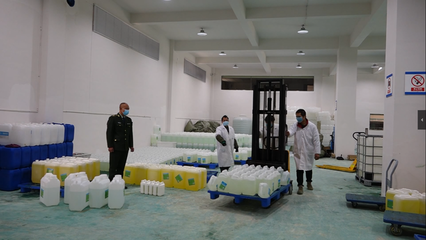 共克时艰，爱心助力 企业捐赠消毒水保障荔波自来水供应安全